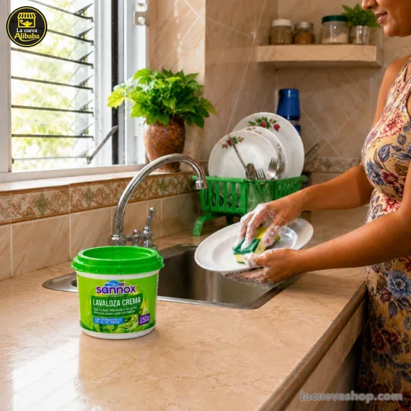 Lavaloza en crema Sannox de limón 250 g — lavaplatos en pasta